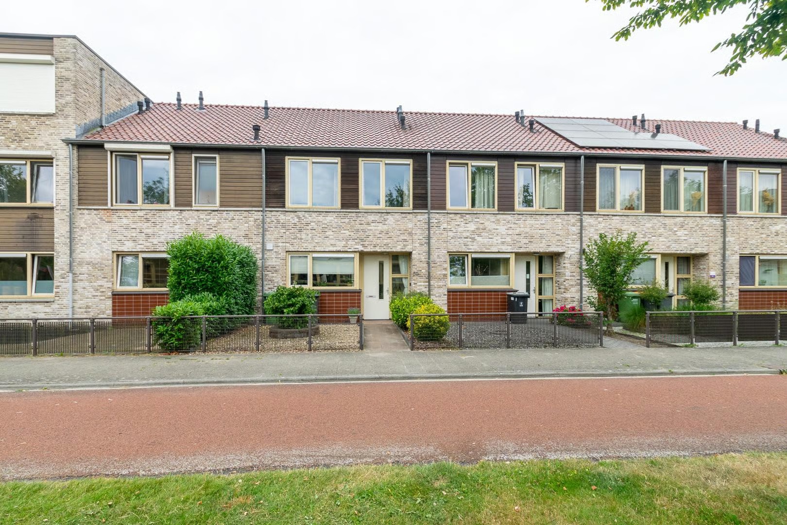Tussenwoning Schweitzerstraat 50 in Hoogeveen