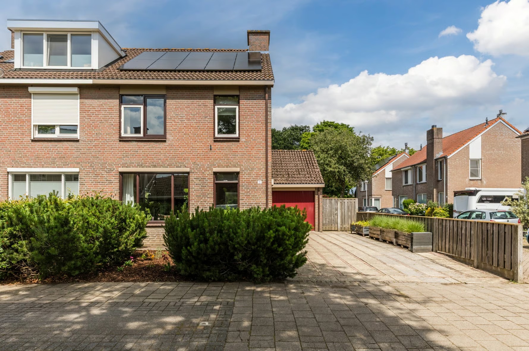 2-onder-1-kapwoning Angerslaan 10 in Eindhoven