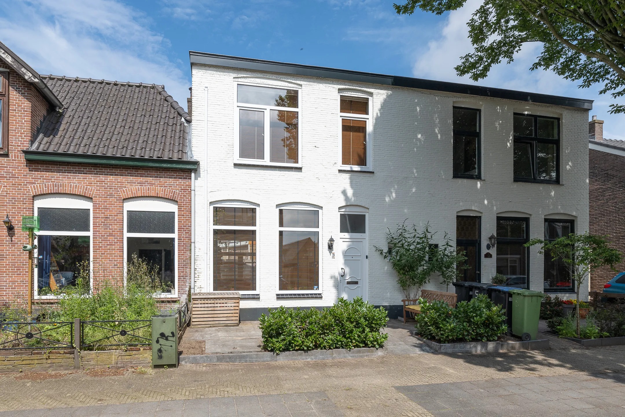 Tussenwoning Van Leeuwenhoekstraat 3 in Hilversum