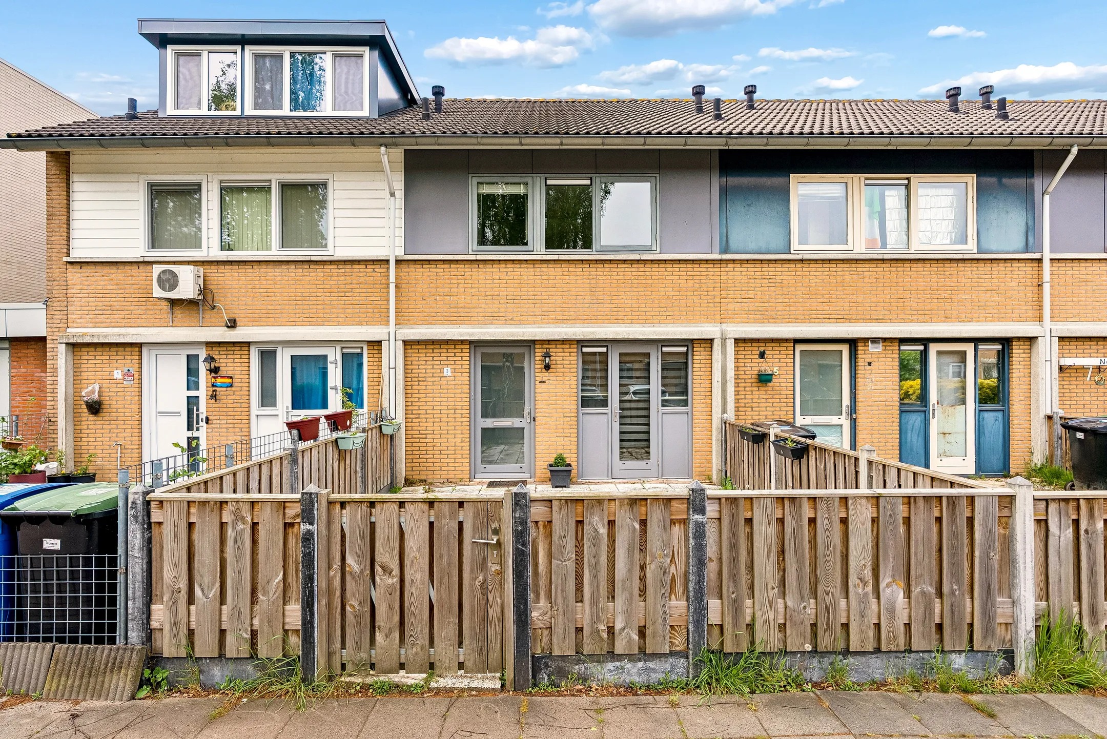 Tussenwoning Gerard Terborchstraat 3 in Almere