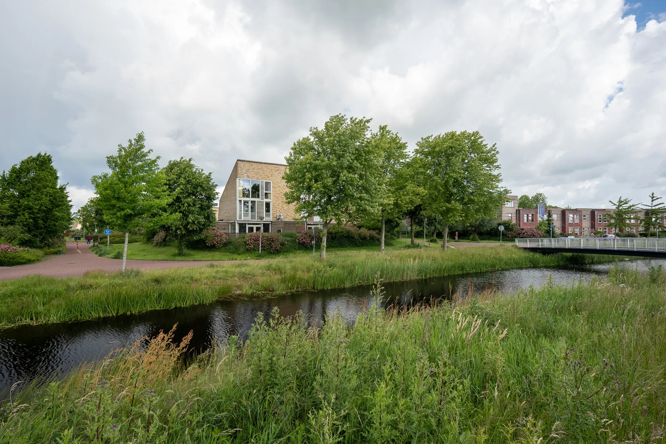 2-onder-1-kapwoning Laurierpark 74 in Assen