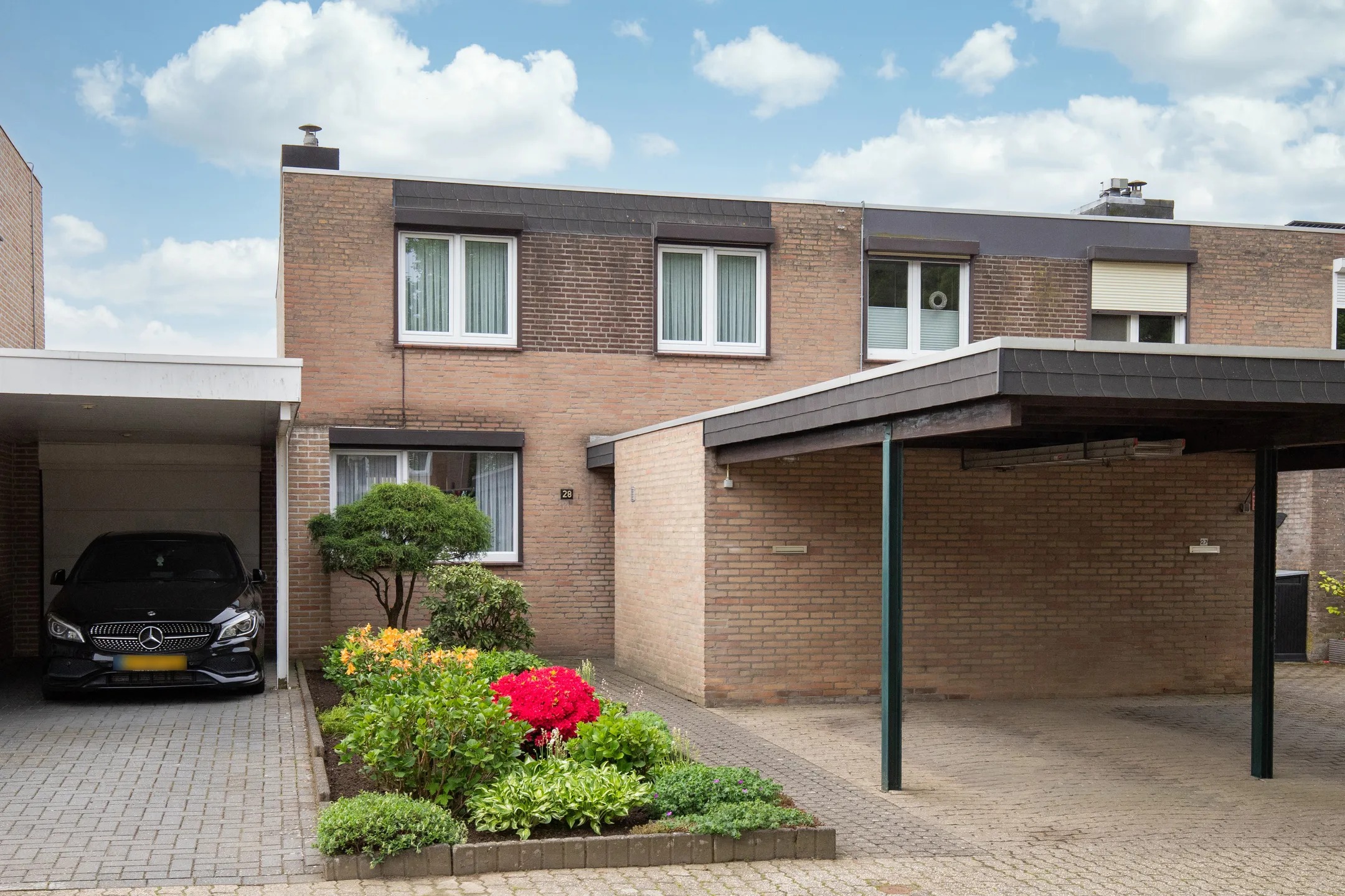 Halfvrijstaande woning Op het Veldje 28 in Landgraaf