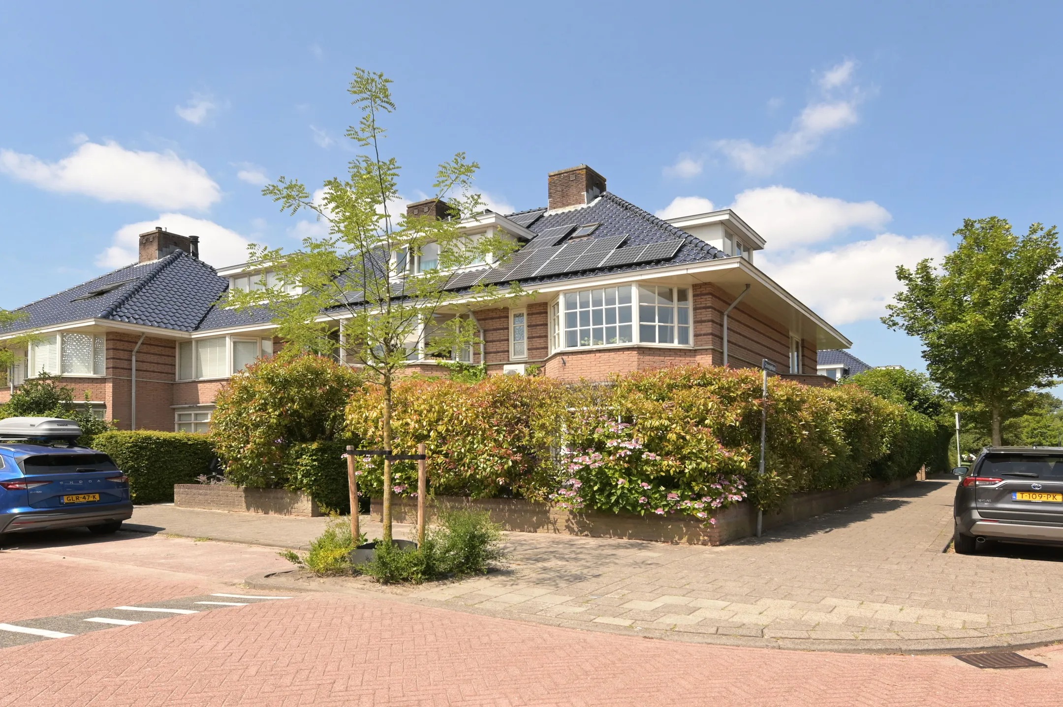 Hoekwoning Talinglaan 2 in Leidschendam