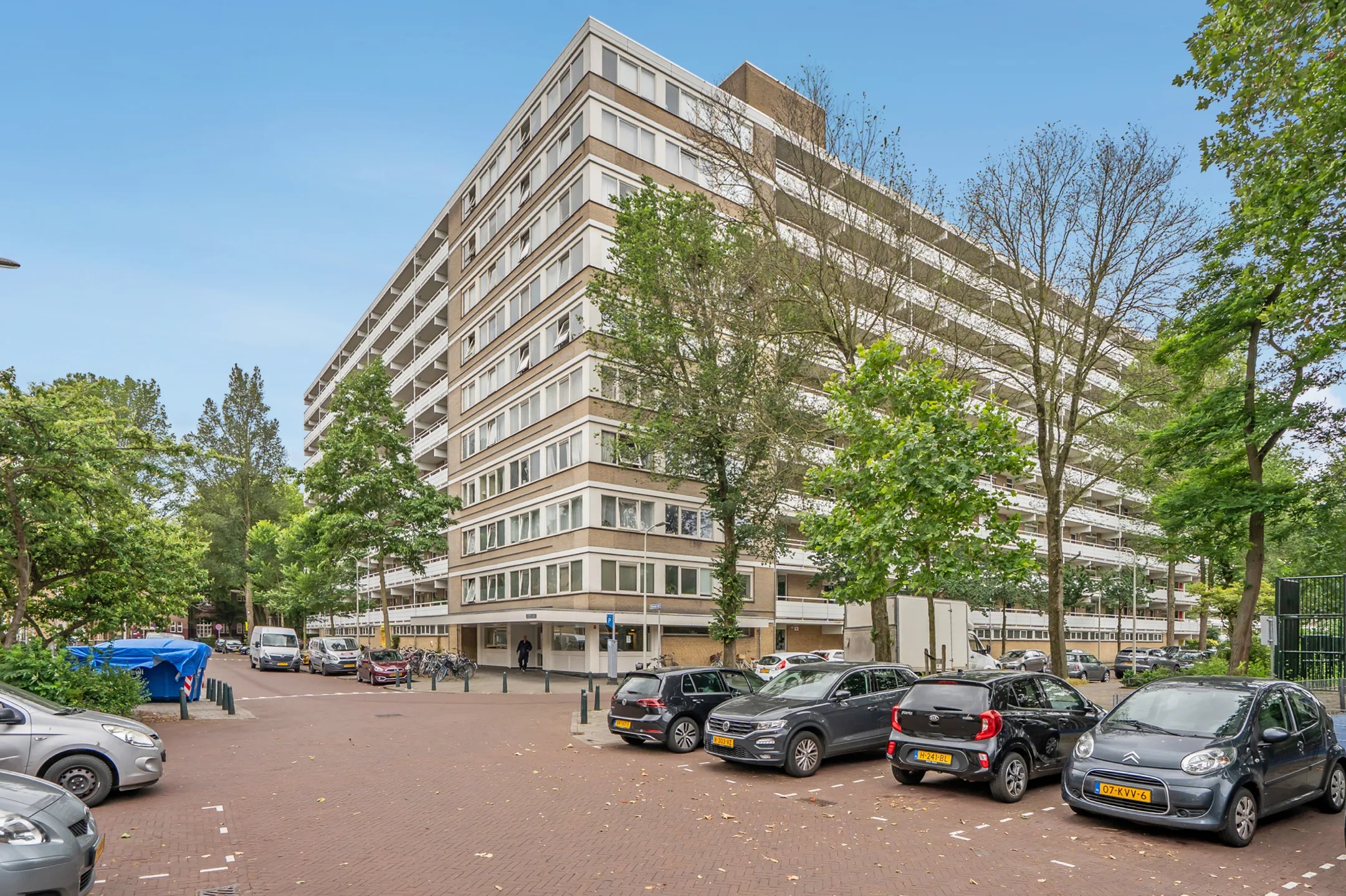 Portiekflat Gedempte Sloot 170 A in Den Haag