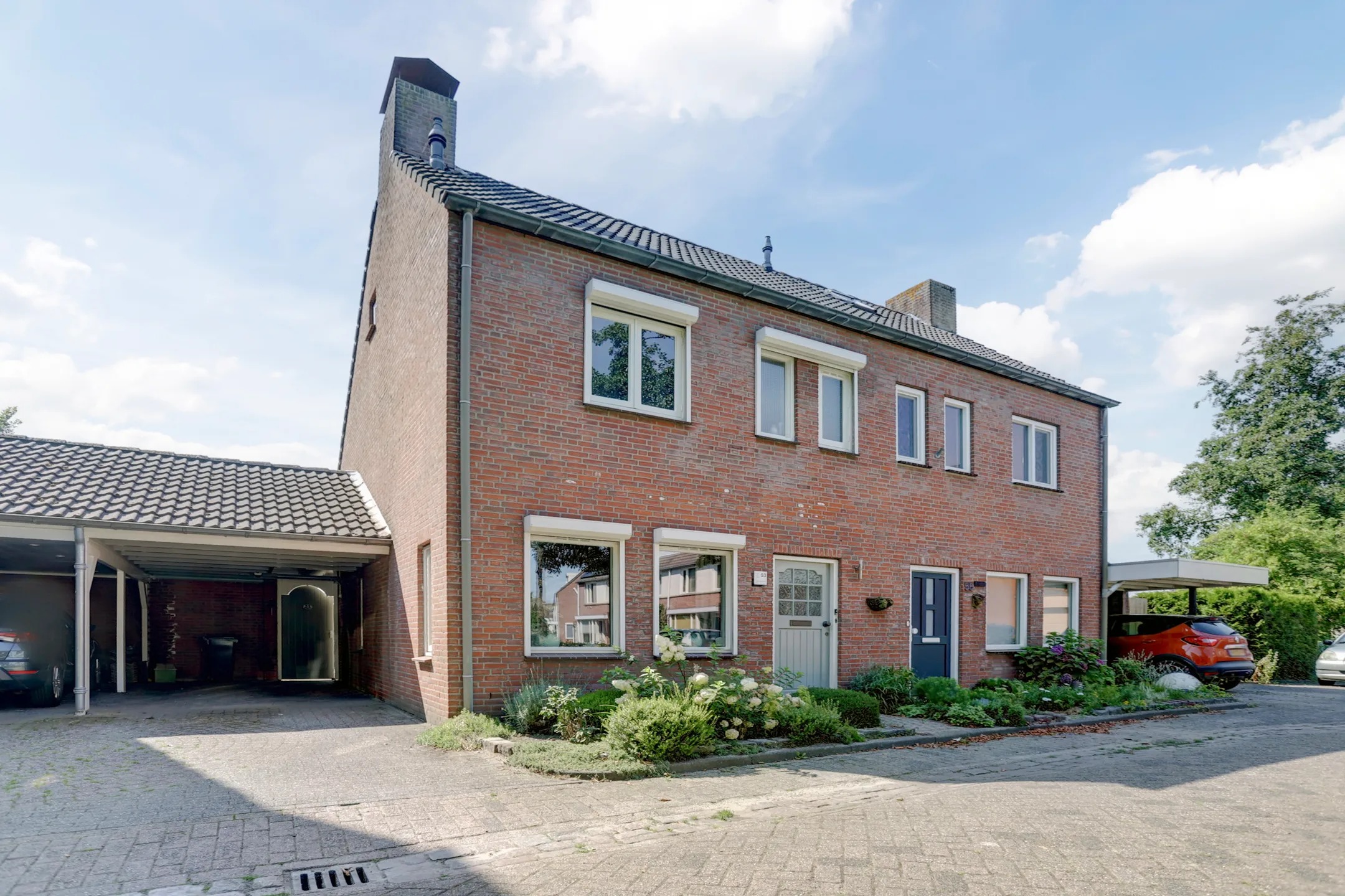 2-onder-1-kapwoning Eekhool 53 in Hilvarenbeek