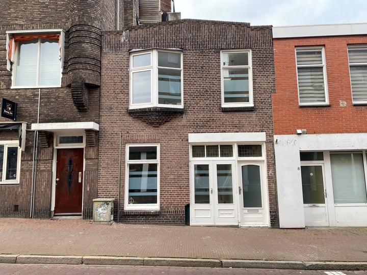 Eengezinswoning, tussenwoning Nieuwe Sint Jansstraat 6 in Groningen