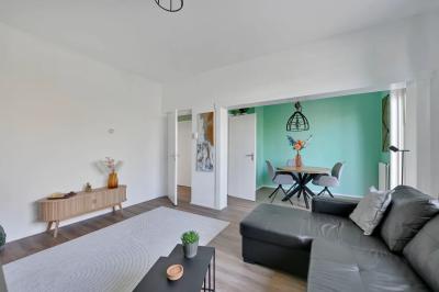 Portiekwoning Medemblikstraat 166 in Den Haag