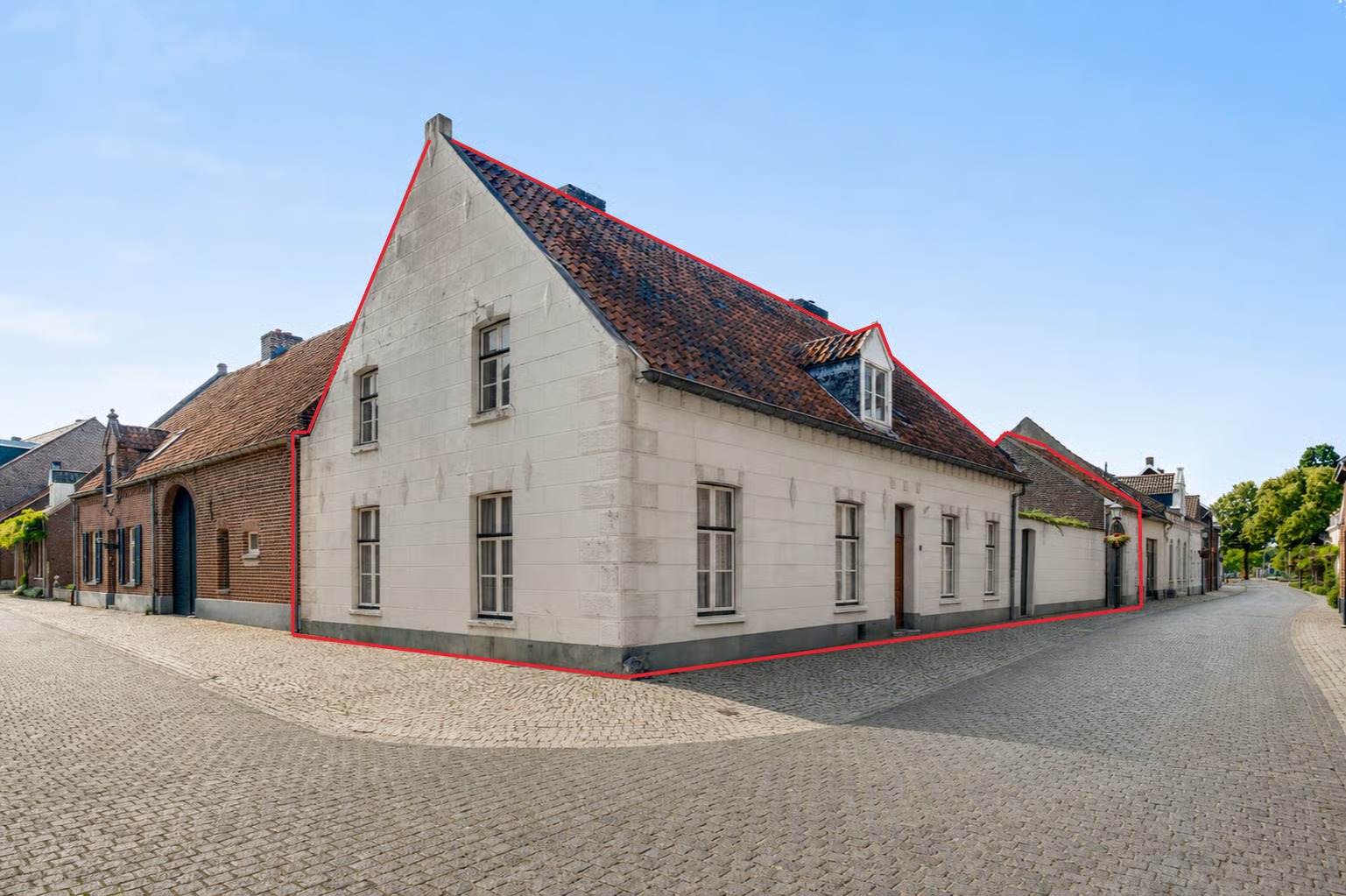 Geschakelde woning Marktstraat 1 in Wessem