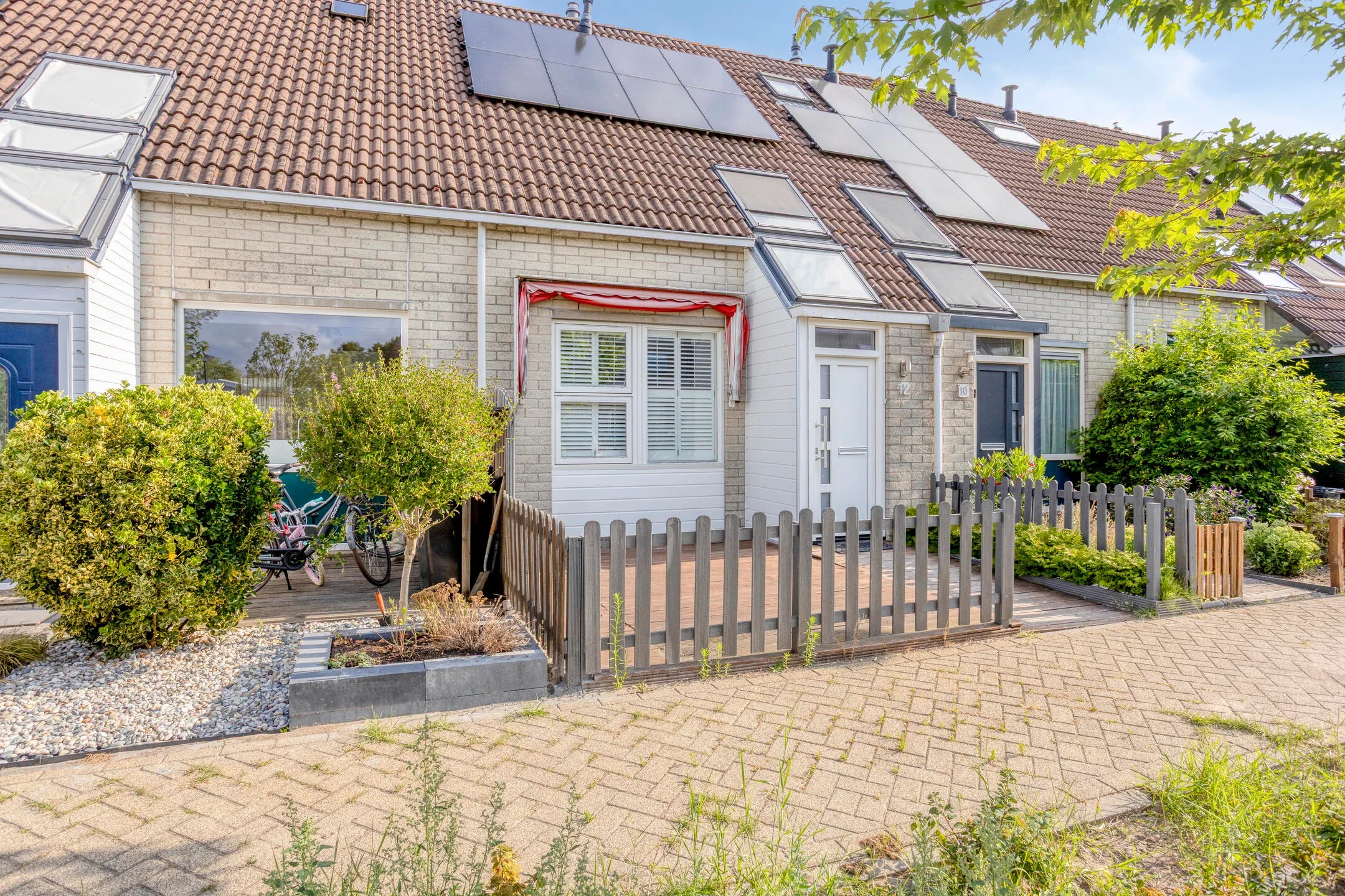 Tussenwoning Tinnengieterhof 12 in Schiedam
