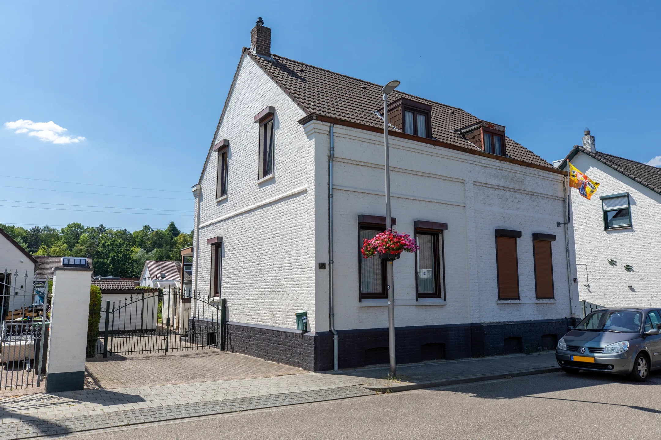 2-onder-1-kapwoning Smaragdstraat 12 in Heerlen
