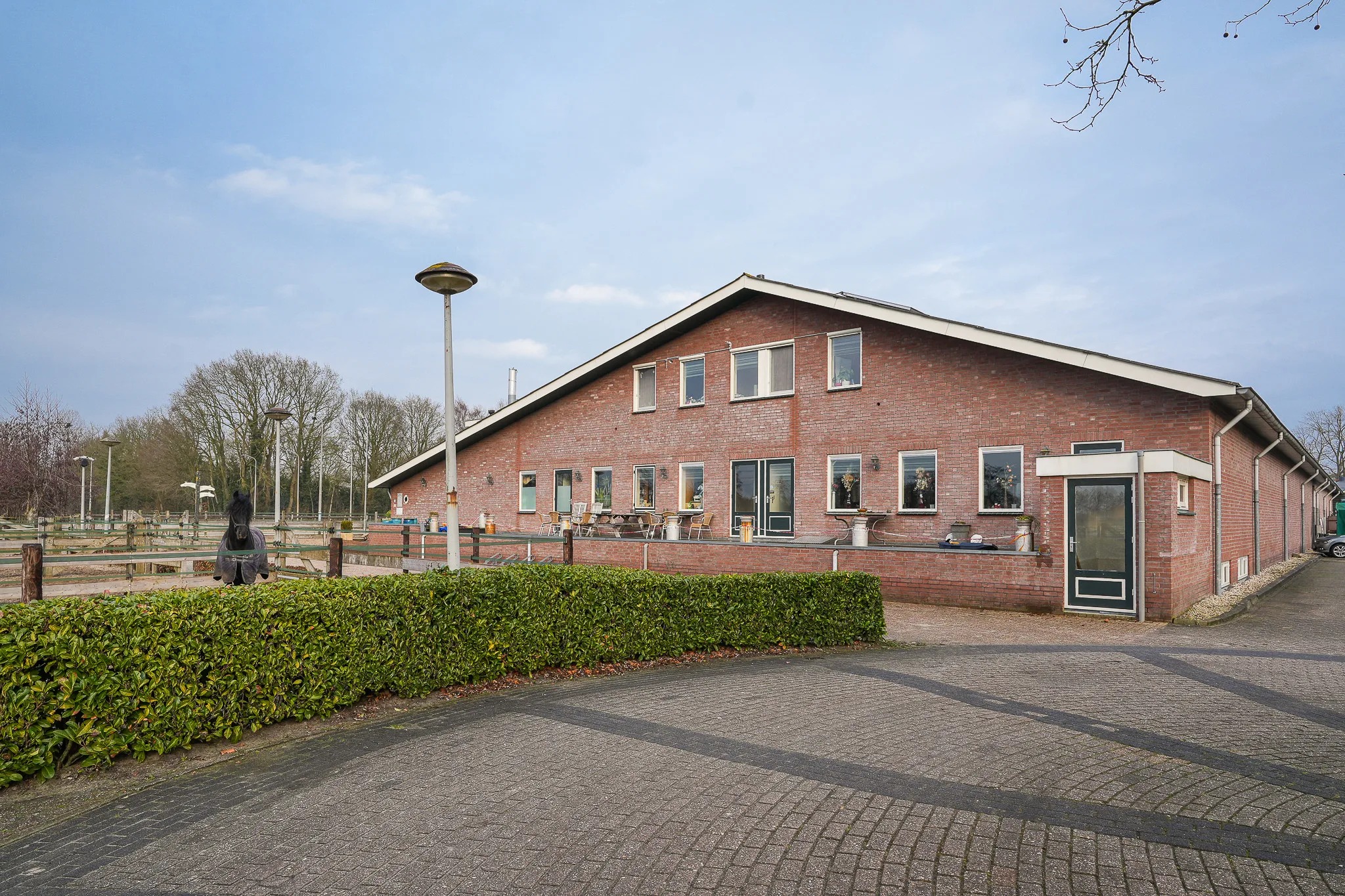 Vrijstaande woning (bedrijfs- of dienstwoning) 't Jannendorp 1 in Achterveld