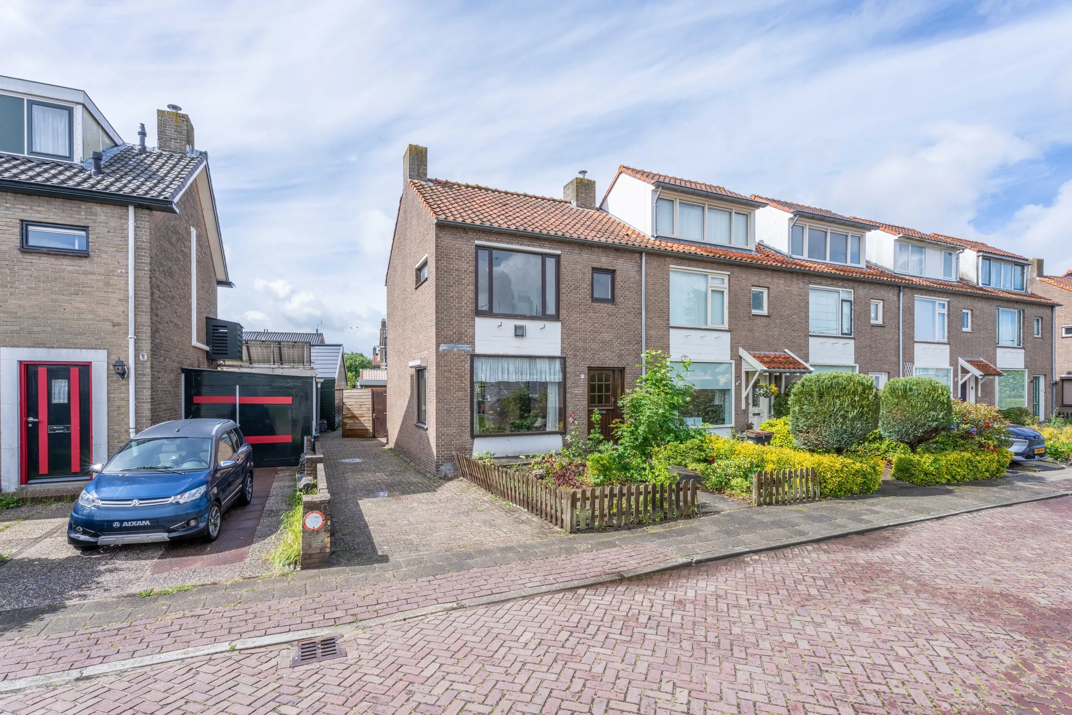 Hoekwoning Willem de Rijkelaan 70 in Hillegom