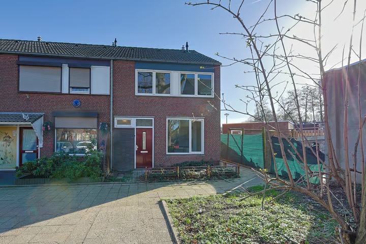 Hoekwoning Asterstraat 65 in Geleen