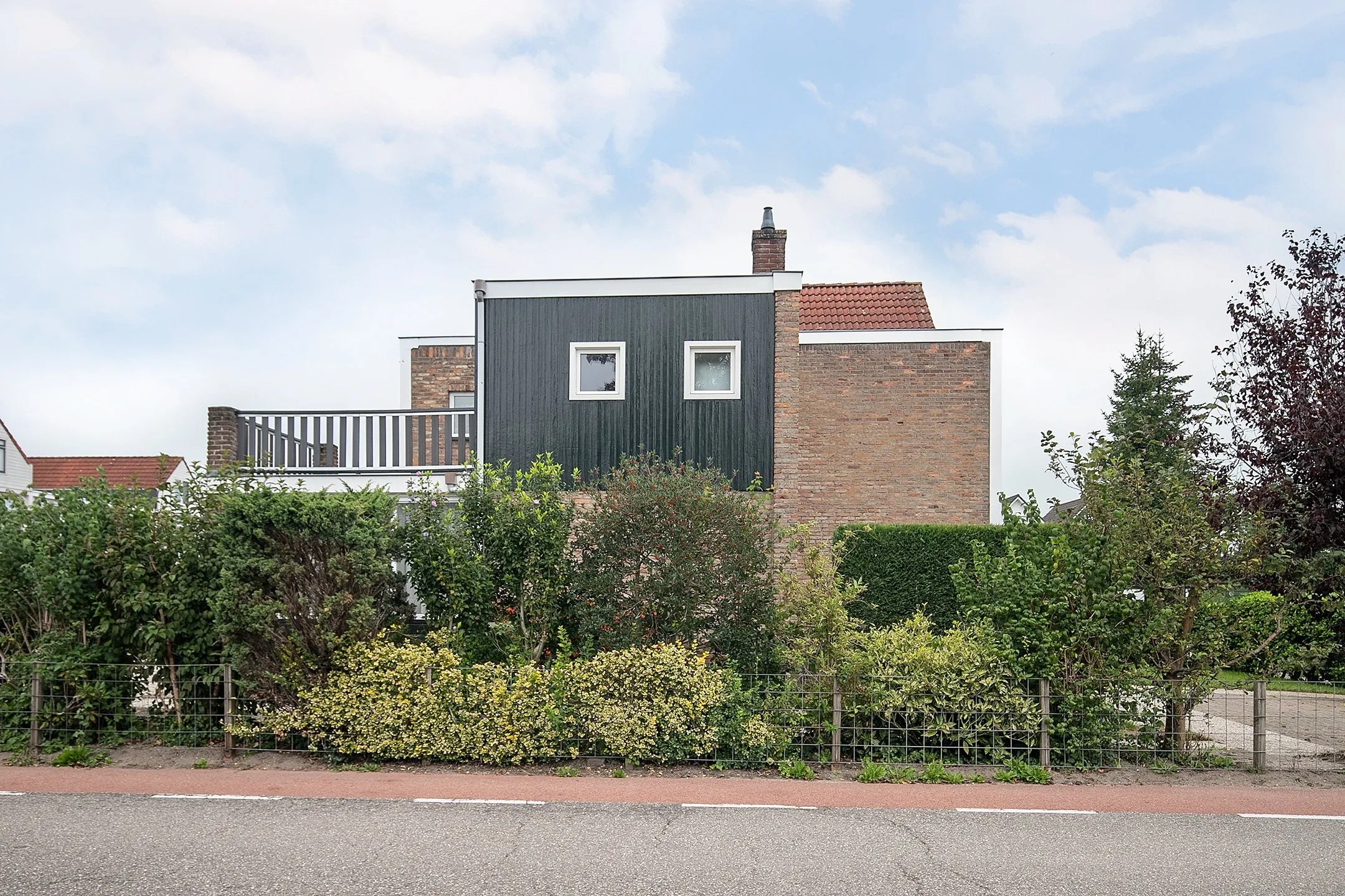 Hoekwoning Berkenlaan 64 Harmelen