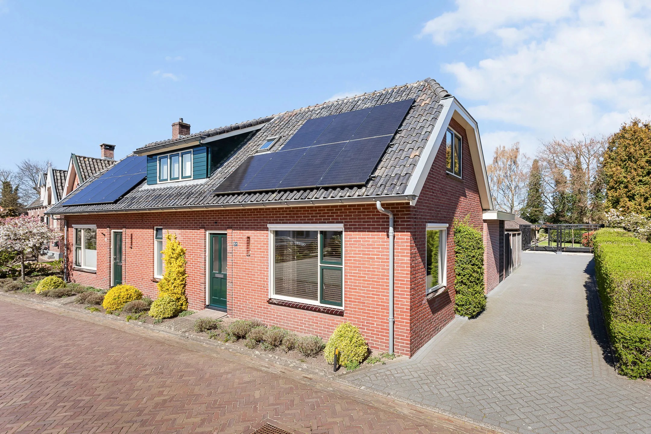 2-onder-1-kapwoning Koestraat 15 a in Hellendoorn