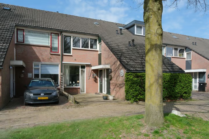Tussenwoning Ampsen 26 in Almelo