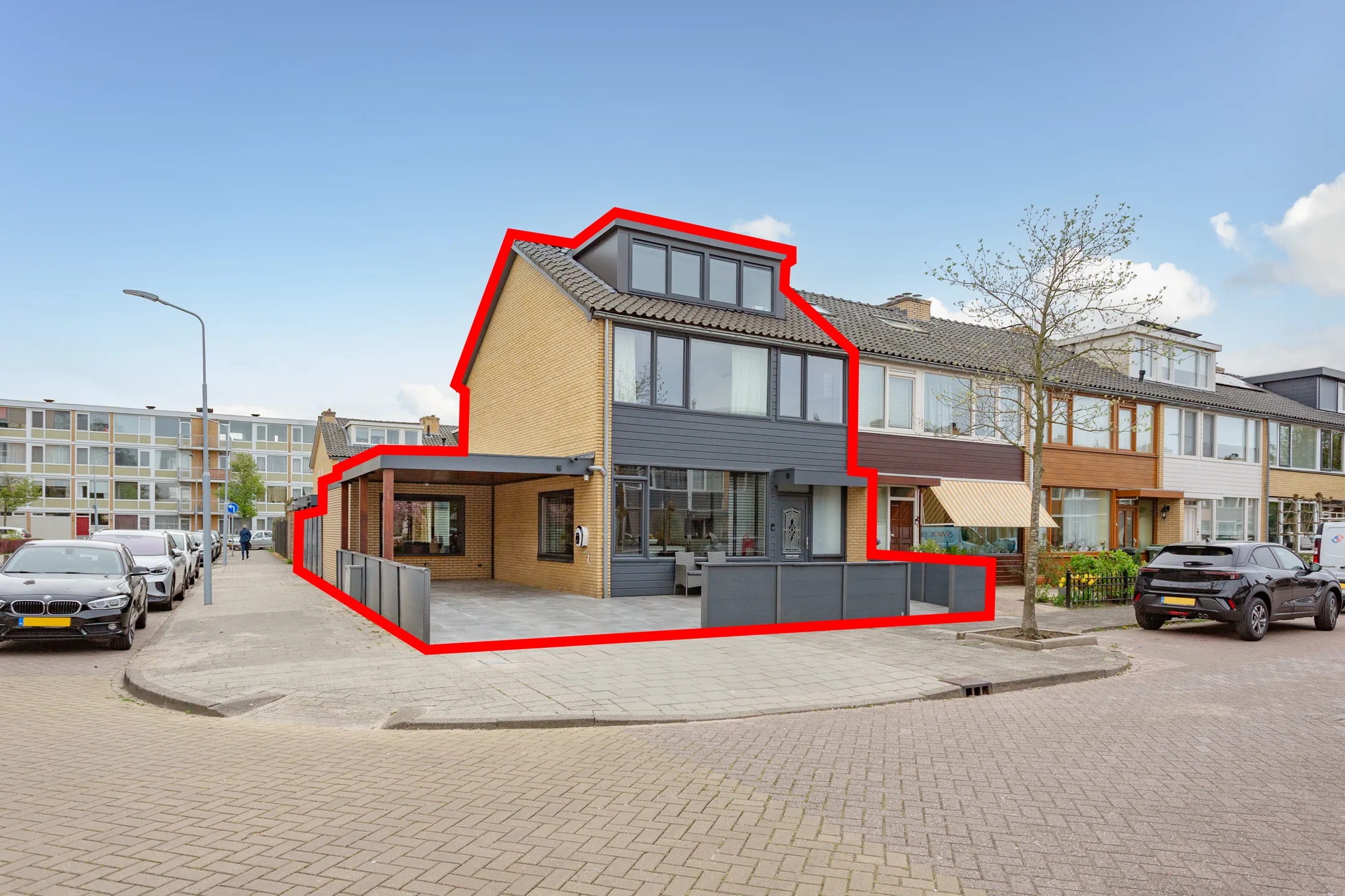 Halfvrijstaande woning Van der Waalsstraat 2 in Badhoevedorp