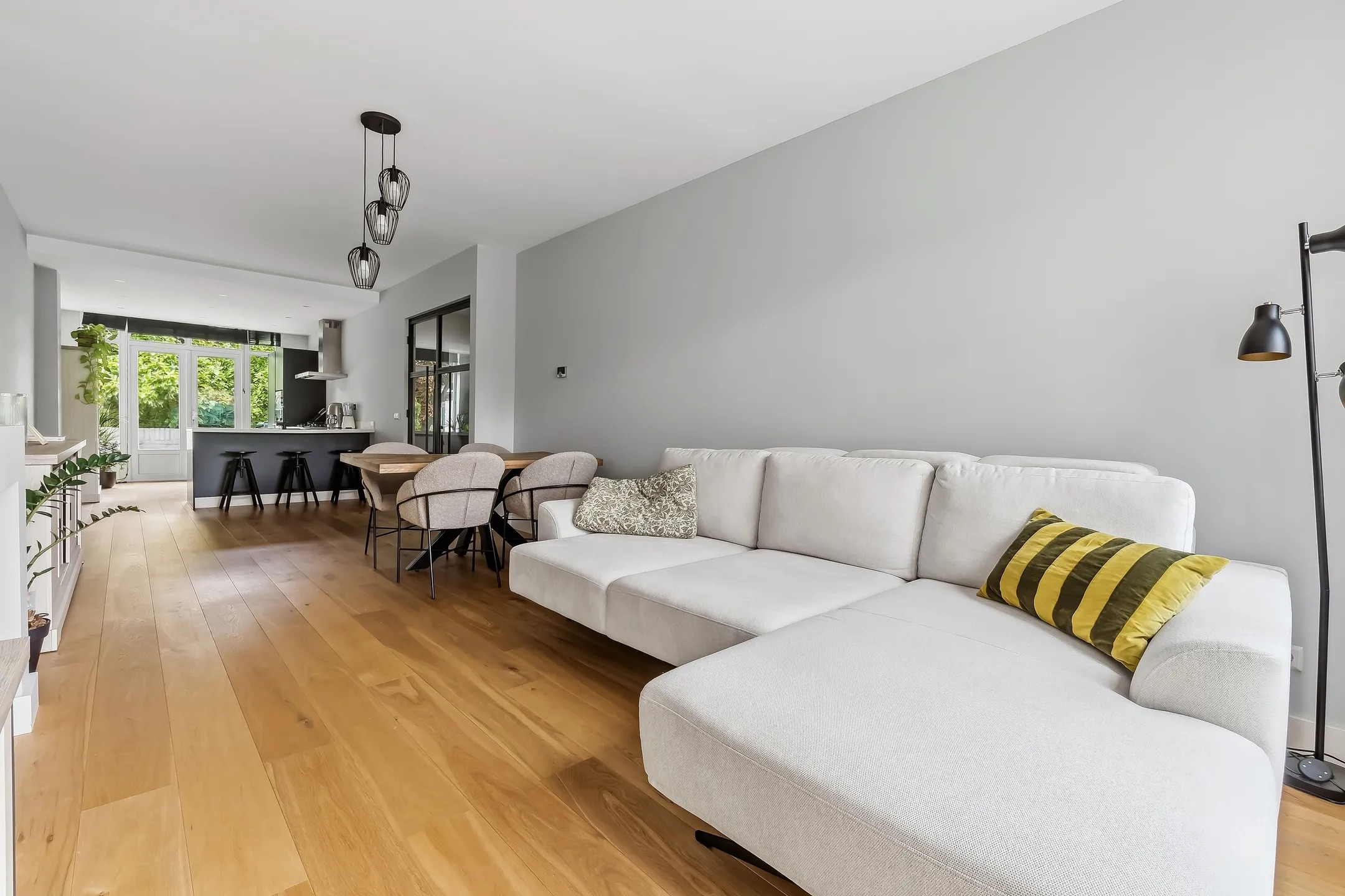 Bovenwoning Van Heutszstraat 99 Den Haag