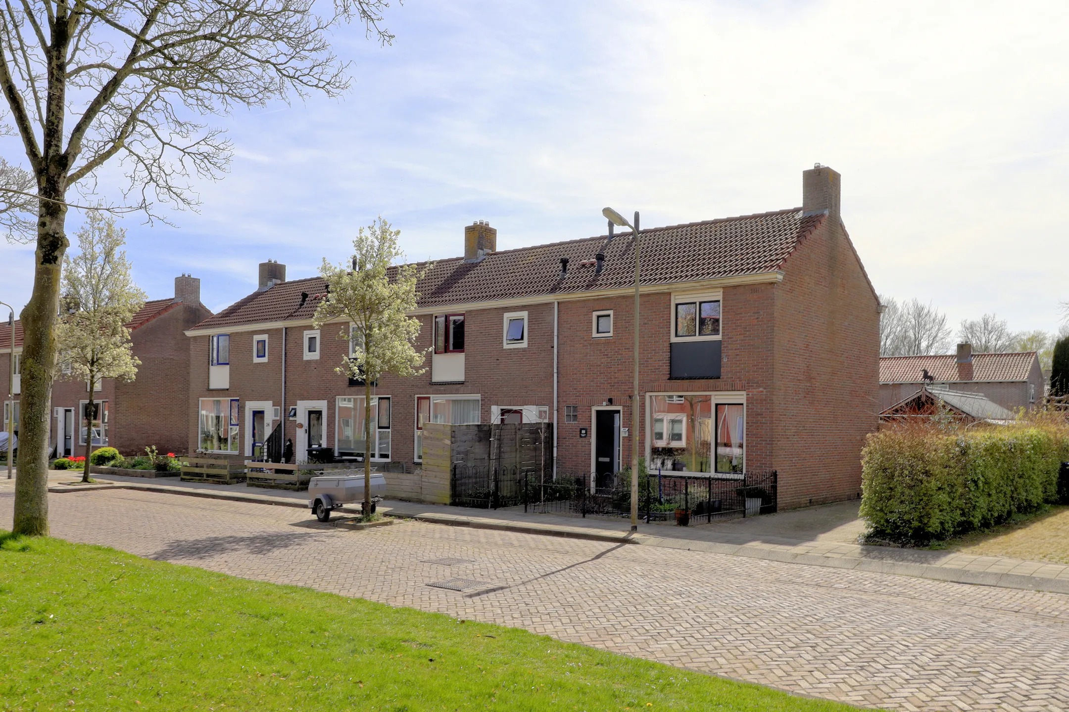 Hoekwoning Lange Brink 18 in Luttelgeest