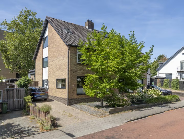 2-onder-1-kapwoning Kerkweg 3 A in Heelsum