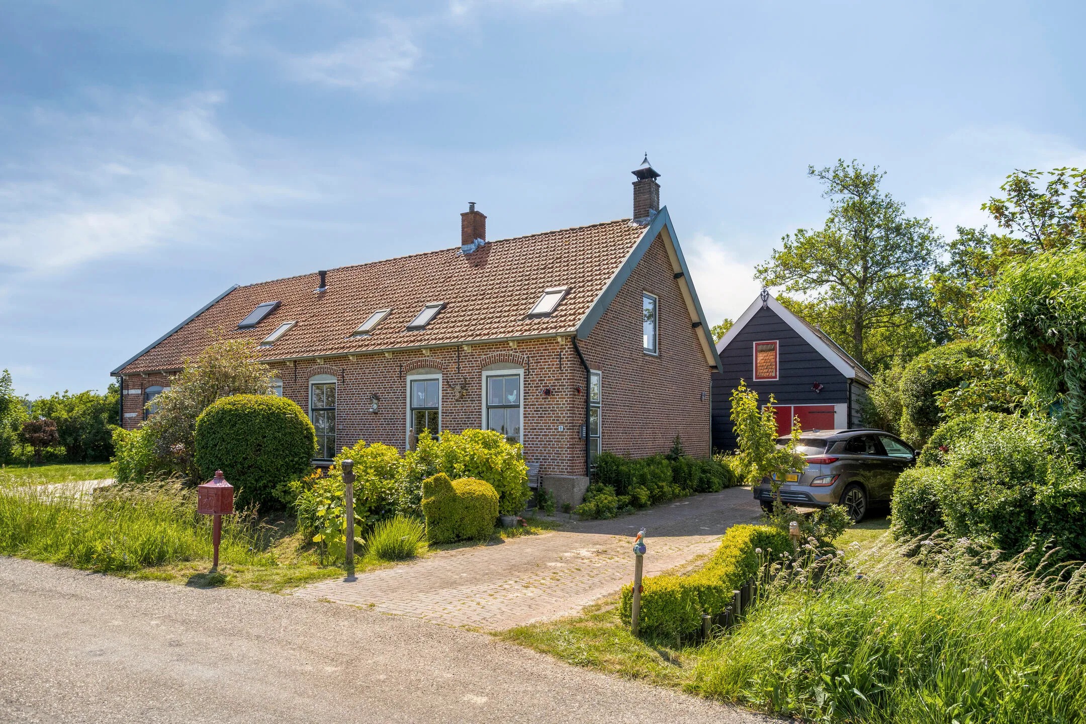 2-onder-1-kapwoning Heerenpolderweg 9 in Wolphaartsdijk