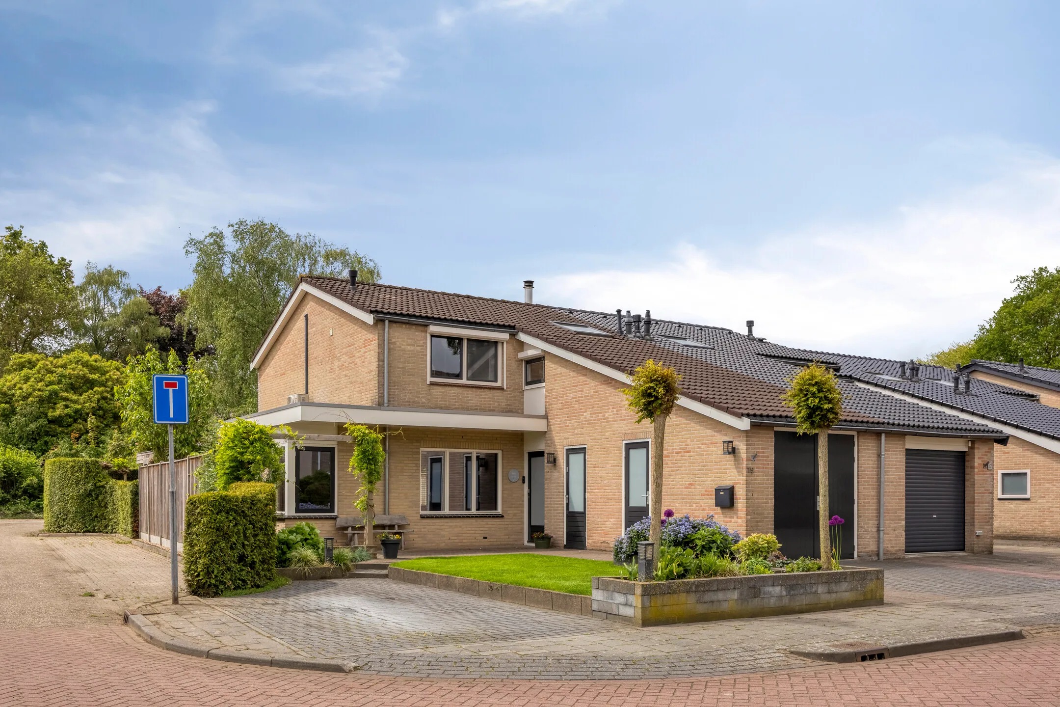 Geschakelde 2-onder-1-kapwoning Uranuslaan 19 in Hardenberg