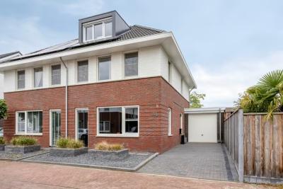 Eengezinswoning, 2-onder-1-kapwoning Bergvennenhoek 46 in Enschede