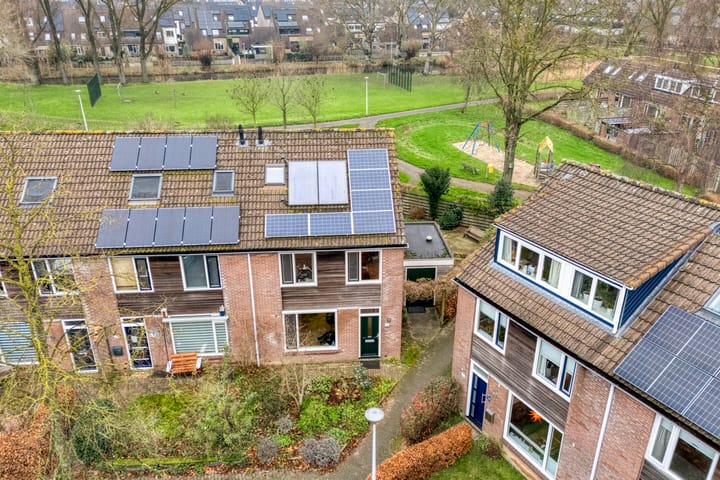 Hoekwoning Luzacware 56 in Zwolle