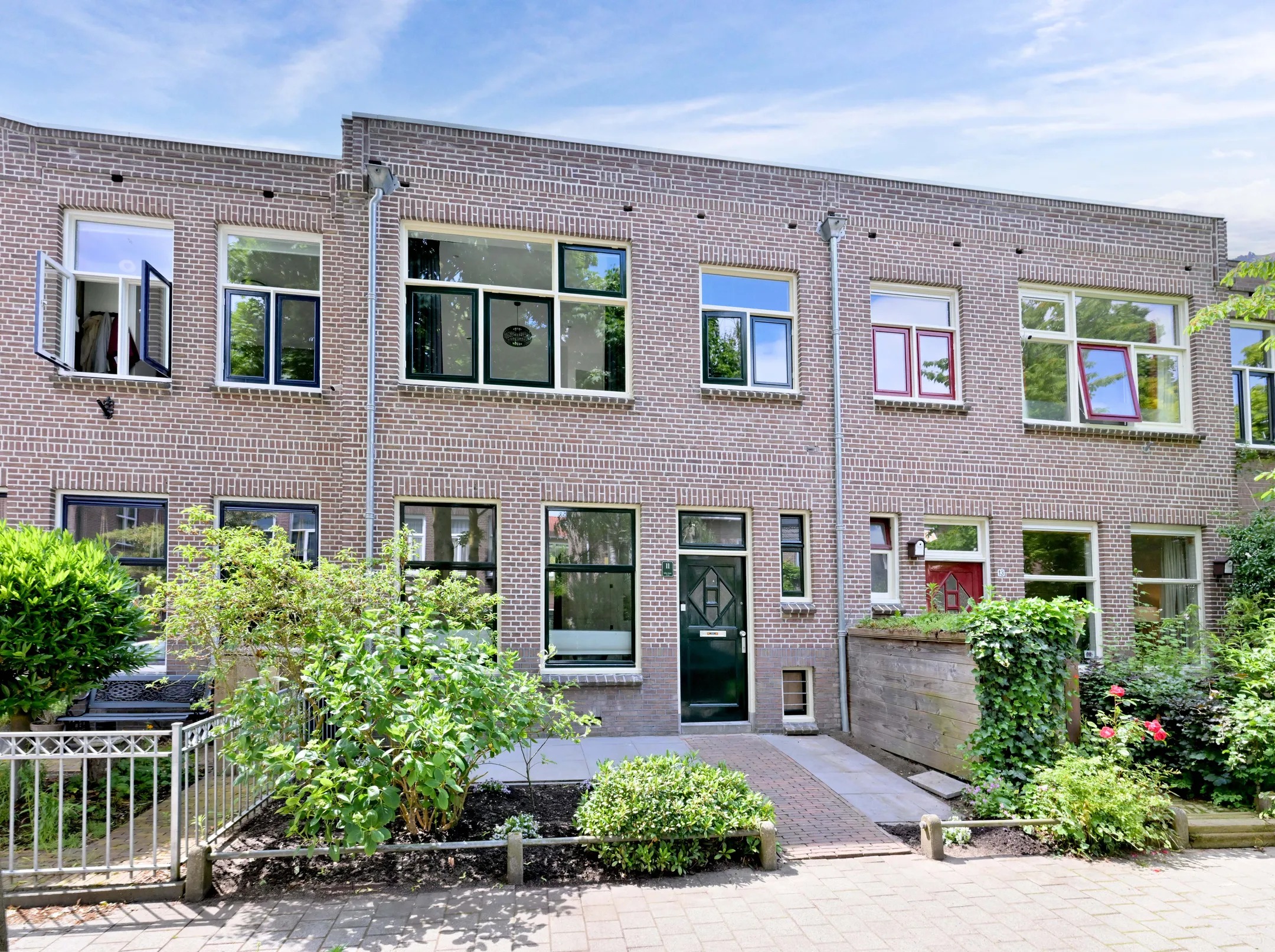 Tussenwoning A.J. Duymaer van Twiststraat 11 in Deventer