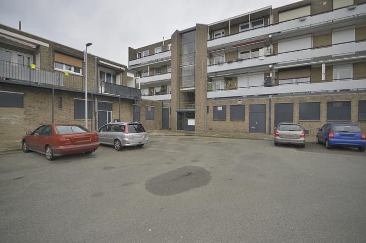 Portiekflat (appartement) Mgr. Feronstraat 70 in Heerlen