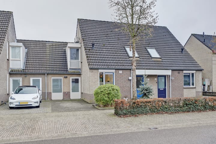 Geschakelde 2-onder-1-kapwoning Bartelsstraat 20 in Melick