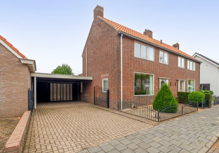 2-onder-1-kapwoning Wijbosscheweg 14 in Schijndel