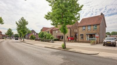 Hoekwoning Violierstraat 152 in Almelo