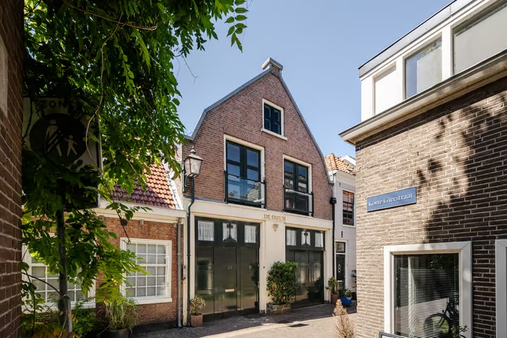 Tussenwoning Lange Annastraat 24 in Haarlem