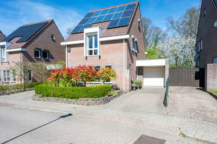 Vrijstaande woning Mies van der Rohestraat 6 in Landgraaf