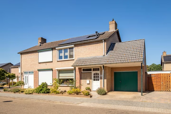 2-onder-1-kapwoning Bunderstraat 14 in Sint Odiliënberg
