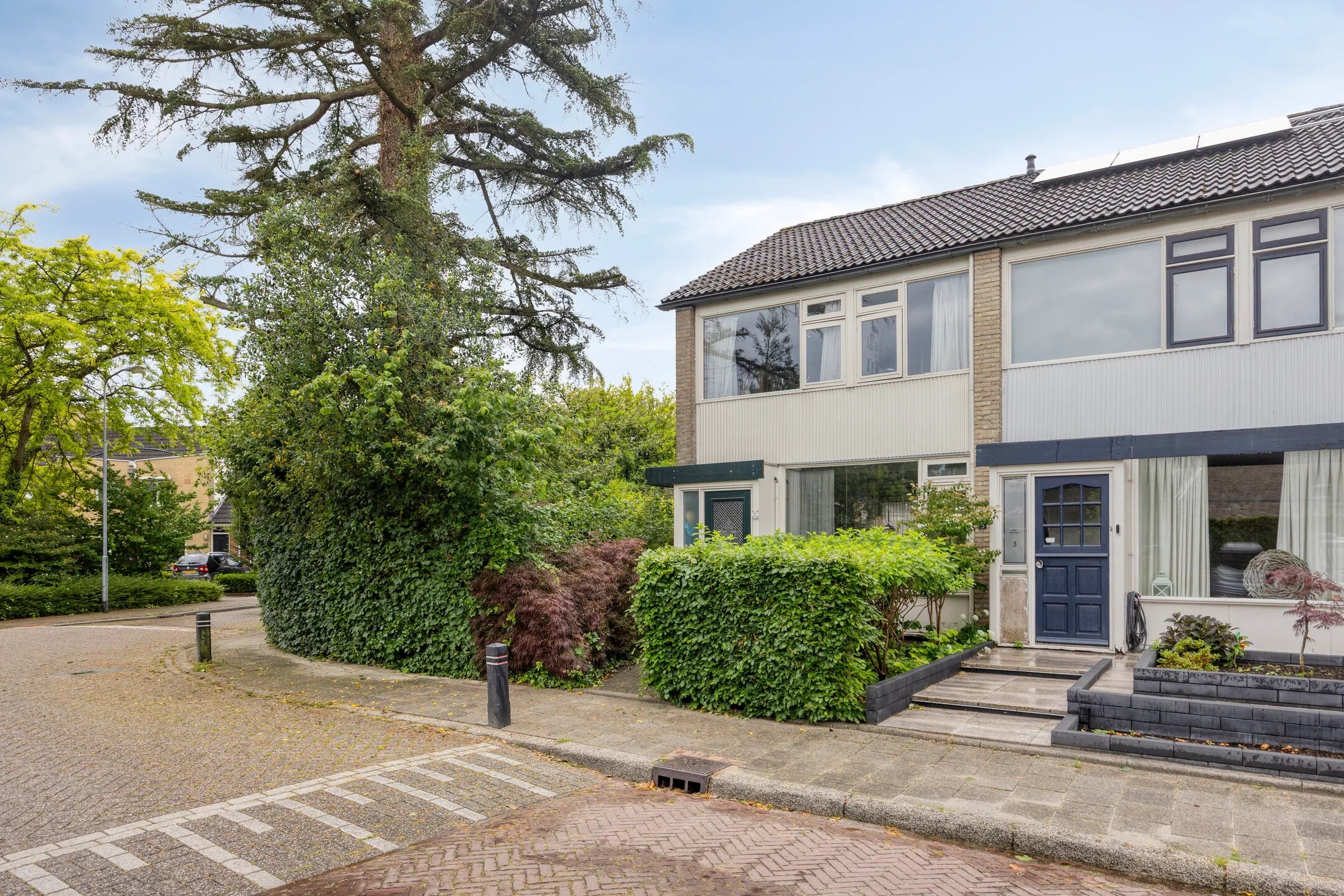 Hoekwoning Kamilleweg 1 in Heerde