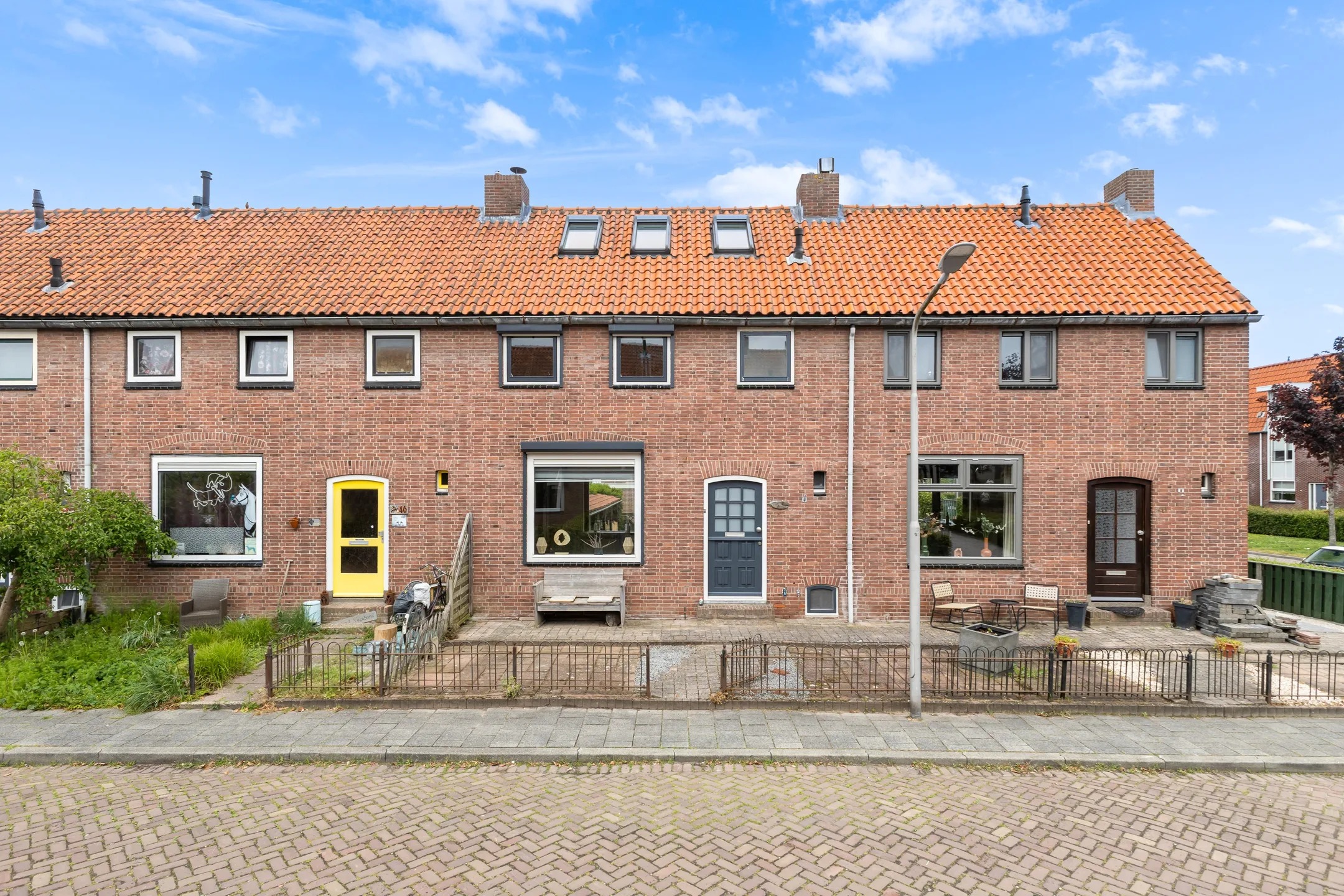 Tussenwoning Adriaan G. Smitstraat 48 in Alblasserdam