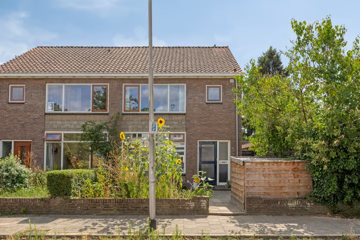 2-onder-1-kapwoning Kastanjelaan 37 in Nijmegen