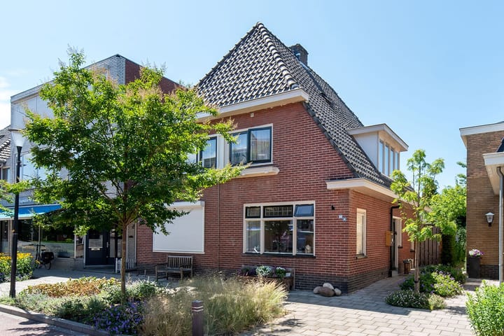 Eengezinswoning, 2-onder-1-kapwoning Rijssensestraat 82 a in Nijverdal