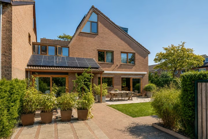Hoekwoning (kwadrant woning) Pijlenburg 2 in Middenbeemster