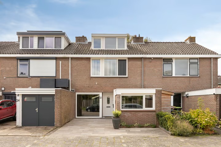 Tussenwoning Lijsterbesstraat 22 in Spijkenisse