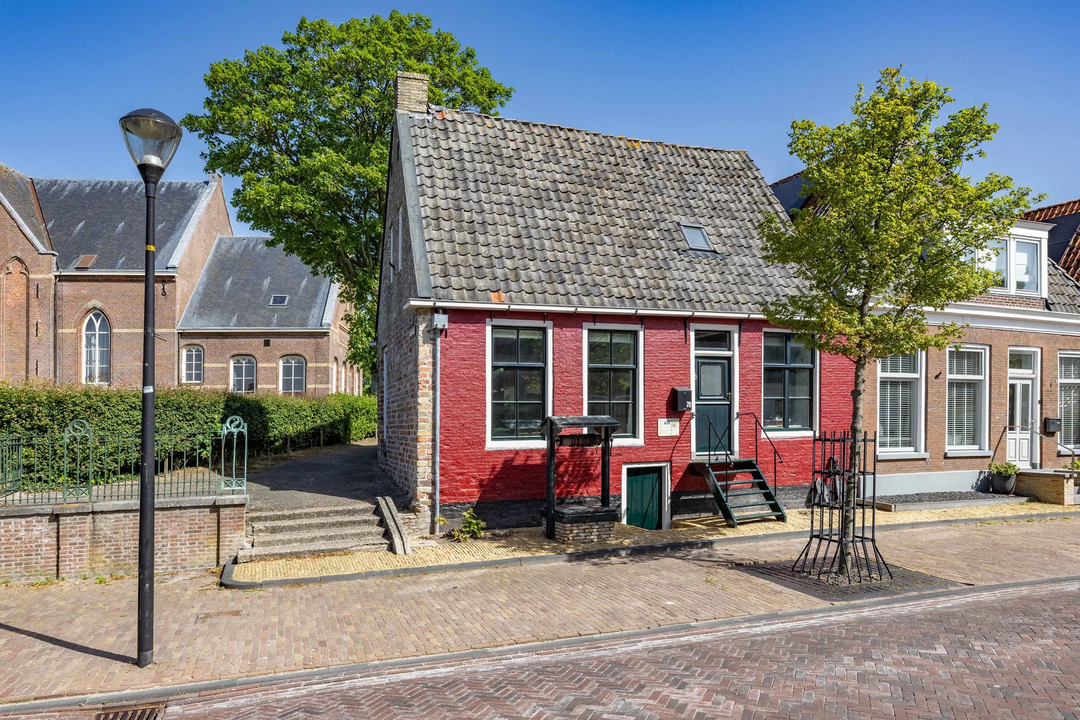 Hoekwoning Buorren 70 in Tzummarum