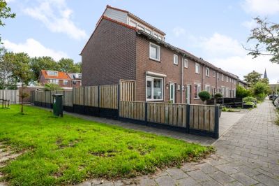 Eengezinswoning, hoekwoning Bestevaerstraat 59 in Assendelft