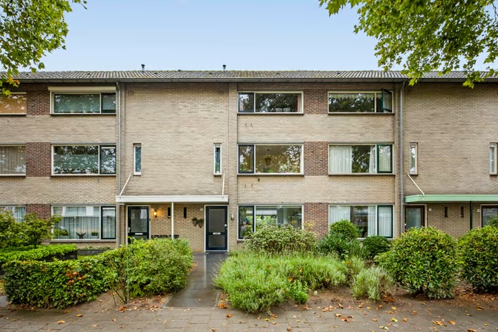 Tussenwoning Nijverheidslaan 20 in Veldhoven
