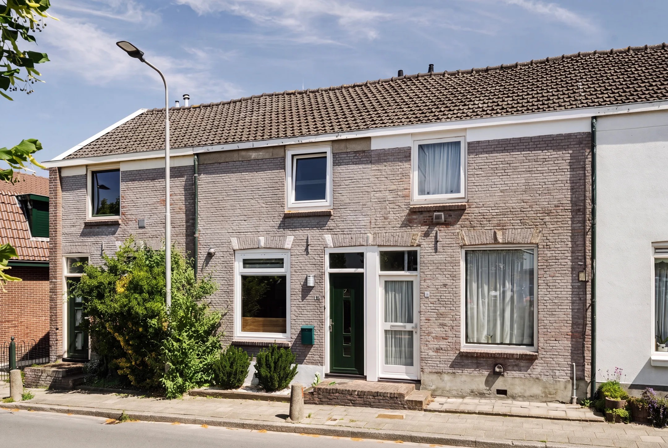 Tussenwoning 1e Loosterweg 16 in Hillegom