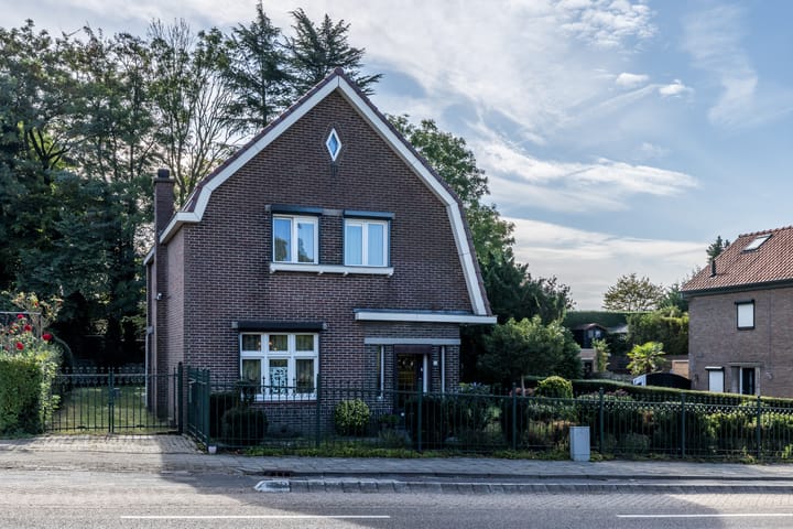 Eengezinswoning, vrijstaande woning Emmaberg 16 in Valkenburg