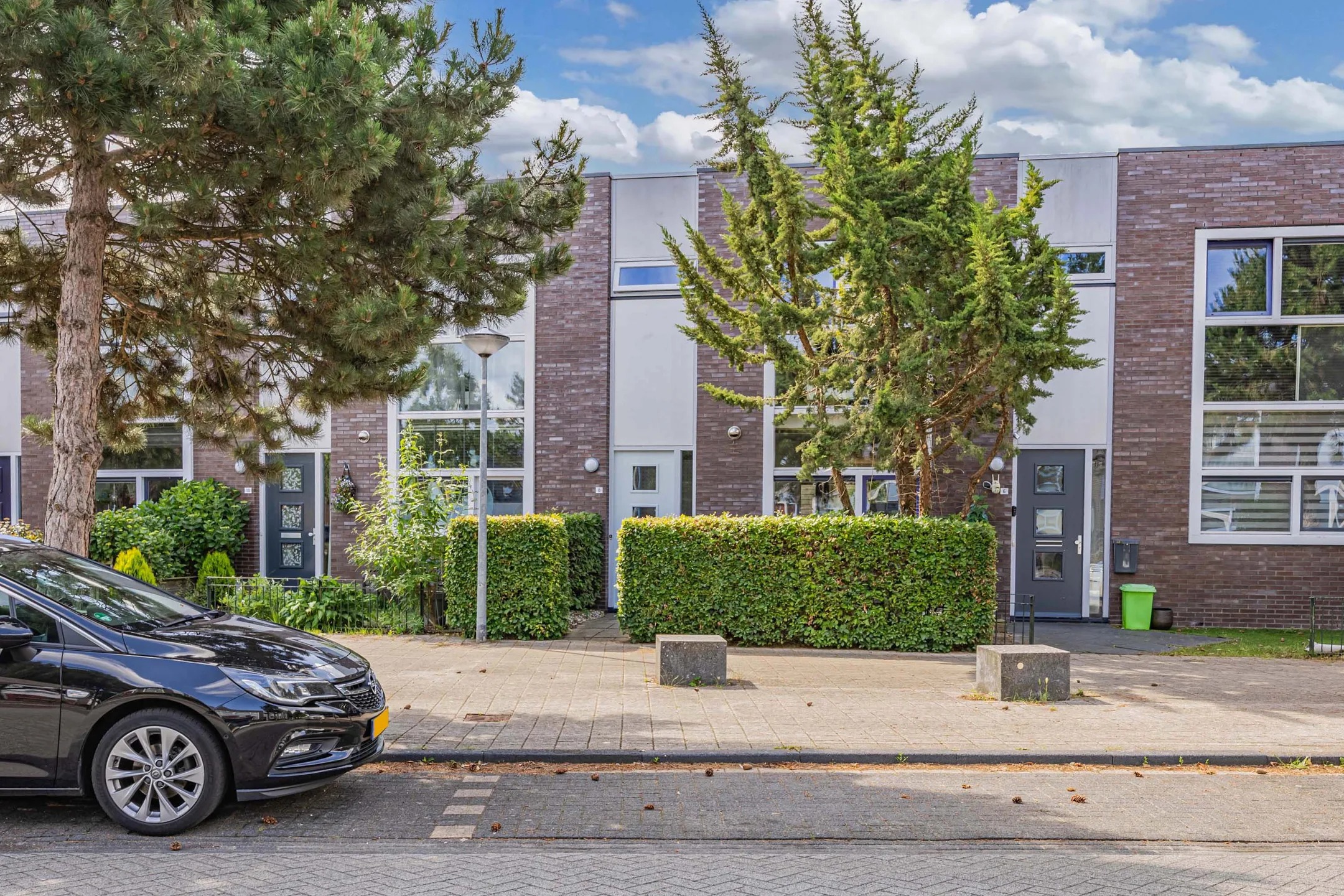 Tussenwoning (hofjeswoning) Woldplantsoen 8 in Lelystad