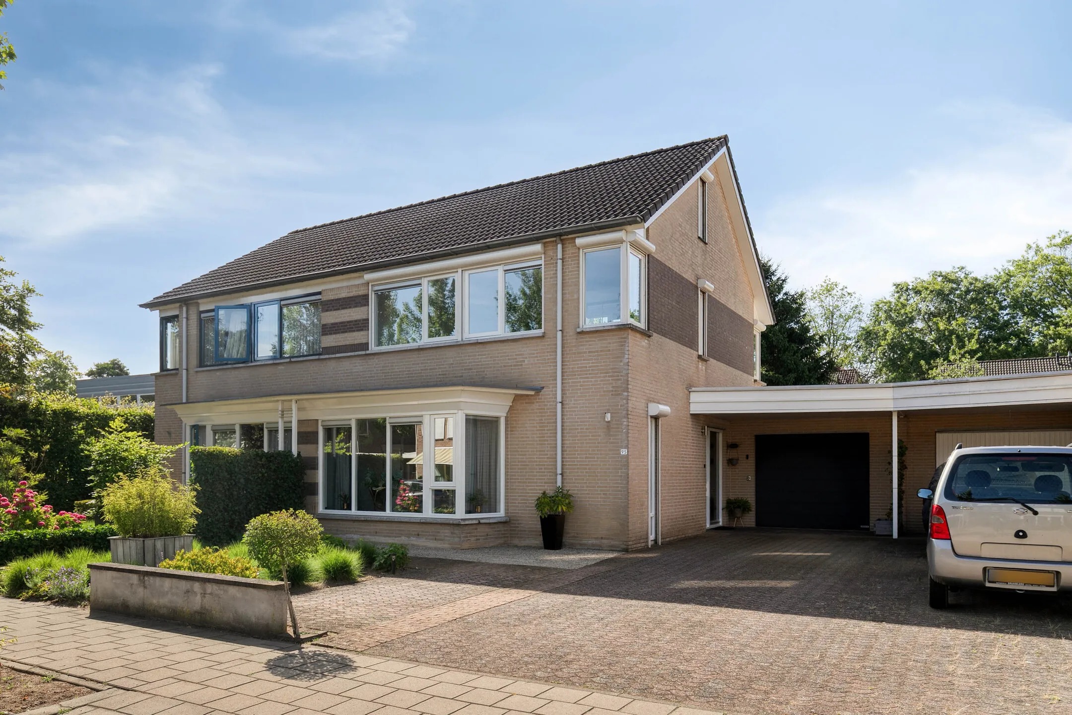 Geschakelde 2-onder-1-kapwoning Bernhardlaan 95 in Oss