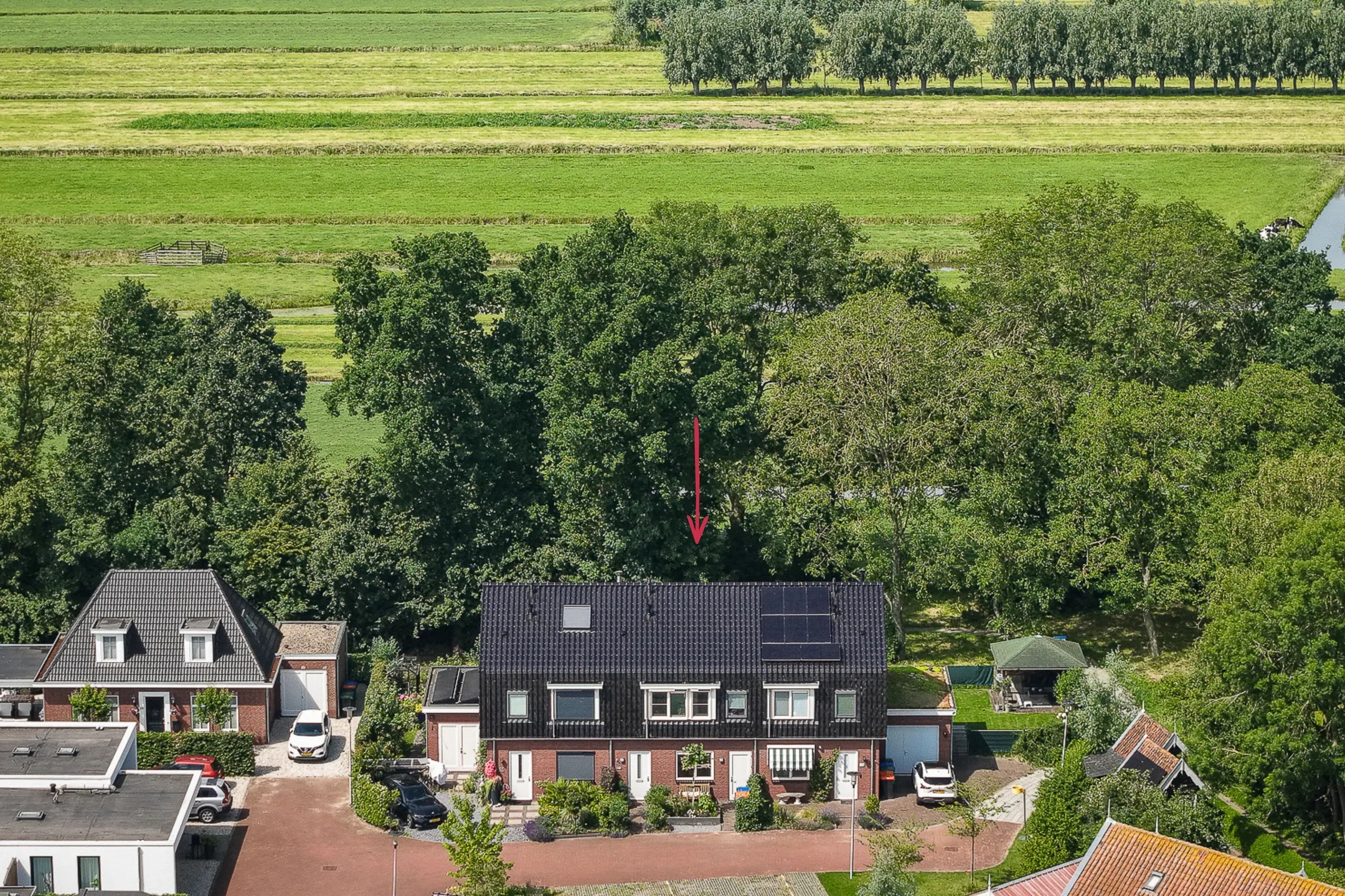 Tussenwoning Waal 33 Waal